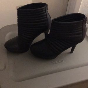 Size 10 torrid heeled booties!